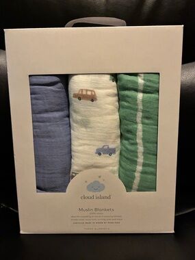 New in box! Cloud island muslin baby blankets / boys/ infant
